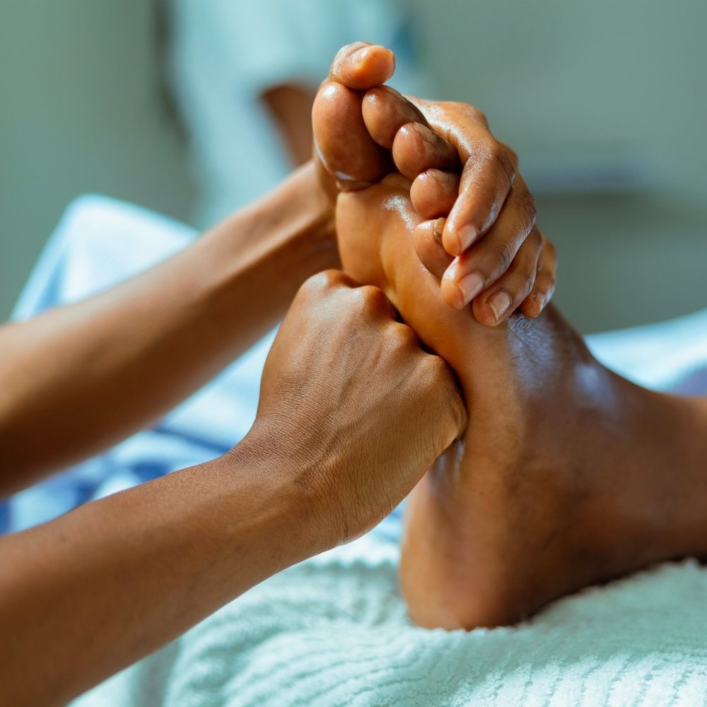 Foot massage methods and advantages