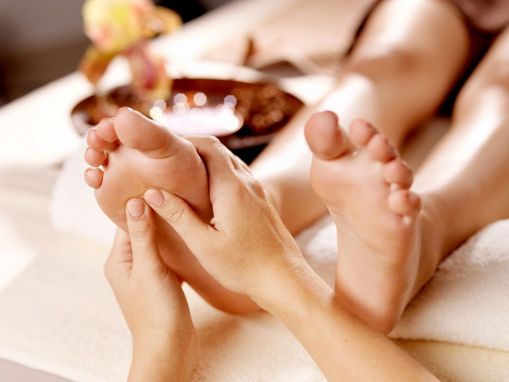 Foot massage therapy strategies and advantages