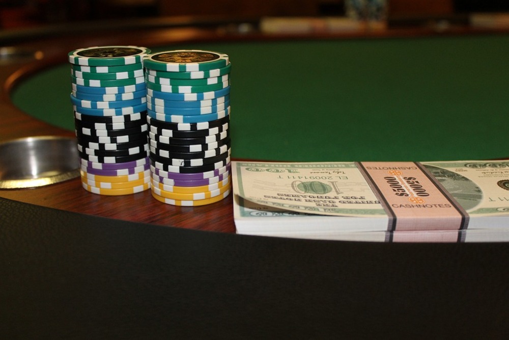 Live Casino vs RNG Games: Which Offers Better Odds for Players? Live Casino vs RNG Games: Which Offers Better Odds for Players?